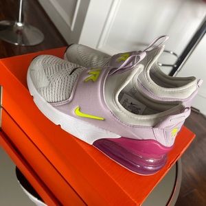Women Nike size 5 or kids size 3.5